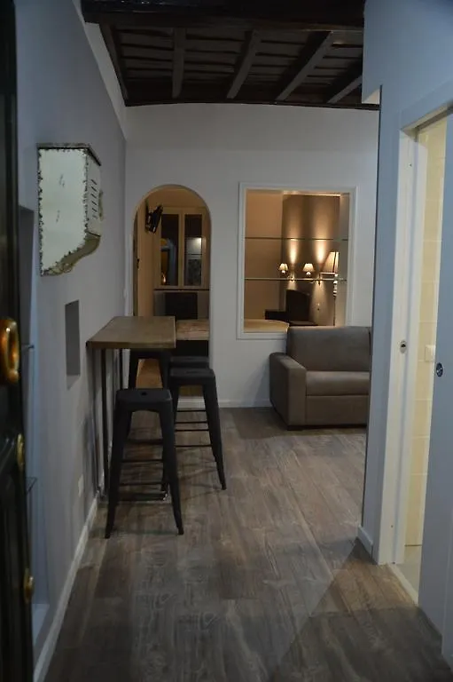 Holiday home Suityrhome Rionemonti118 Rome