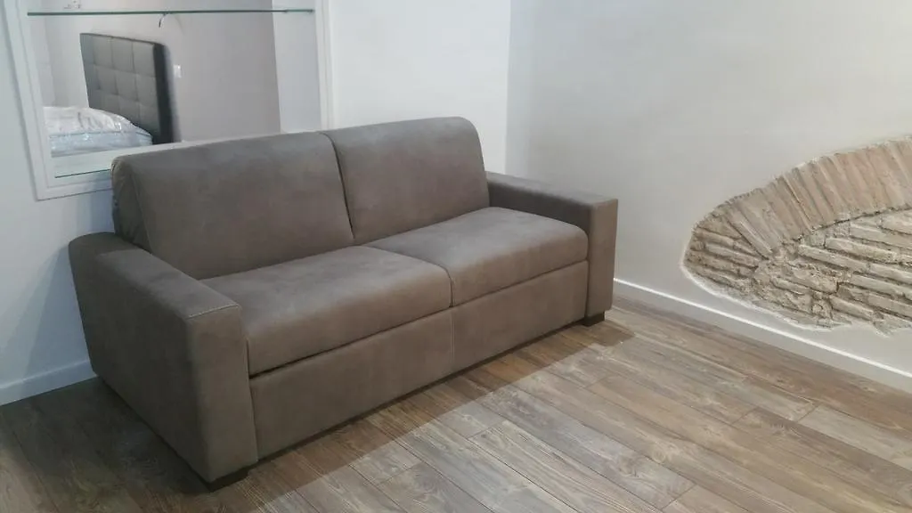 SuityRHome RioneMonti118 Roma Italia